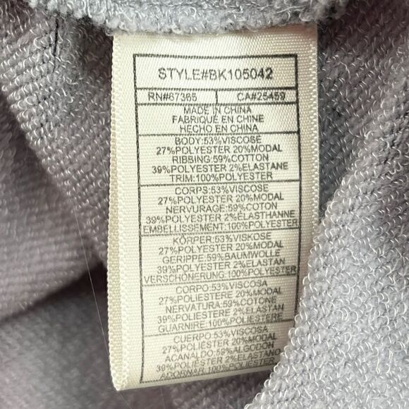 OFF DUTY BB Dakota Cropped Sweater Womens small Black Camouflage Striped Sleeve - Picture 13 of 14